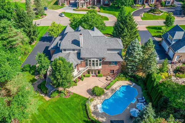 973 Hill Hollow,  Milford Twp,  MI 48381