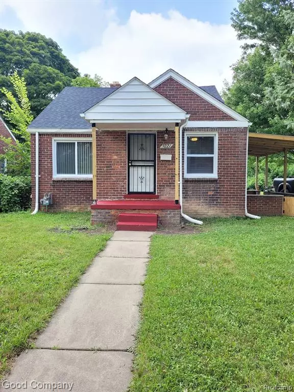 9221 LONGACRE Street, Detroit, MI 48228