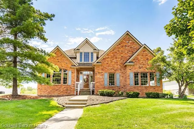 6206  Golfside Court, Grand Blanc, MI 48439