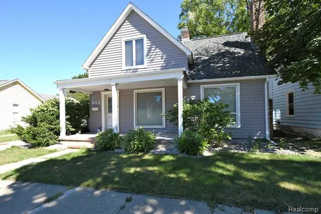 814 N MAIN Street, Lapeer, MI 48446