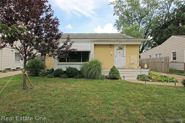 1814 BROOKWOOD Avenue, Royal Oak, MI 48073