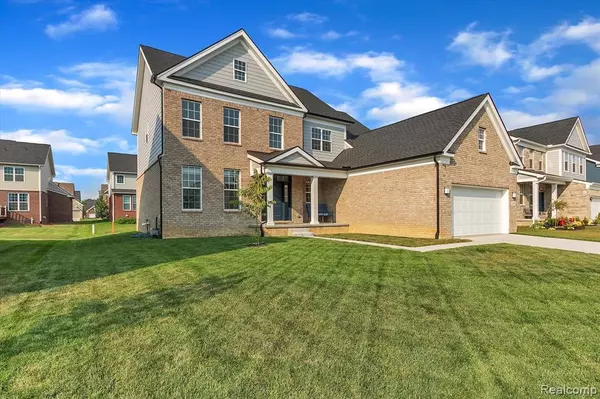 50880 Woodford Drive, Canton, MI 48188