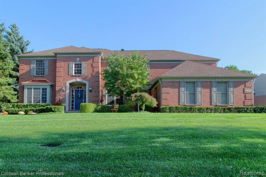 17408 OAK HILL Drive, Northville Twp, MI 48168