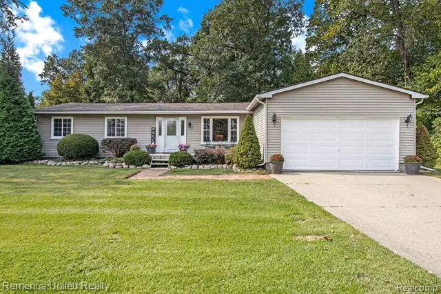 9532 EDWARD Drive, Brighton, MI 48114