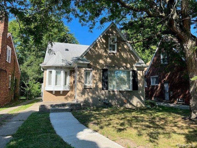 16713 GILCHRIST Street, Detroit, MI 48235