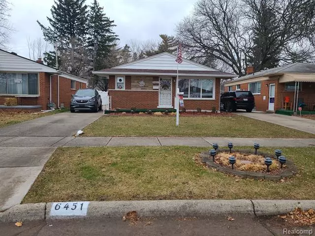 6451 COLONIAL Street, Dearborn Heights, MI 48127