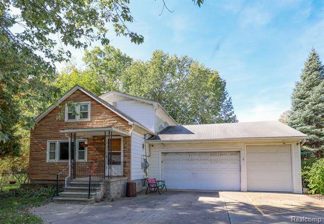6828 BIRCHDALE Street, Romulus, MI 48174
