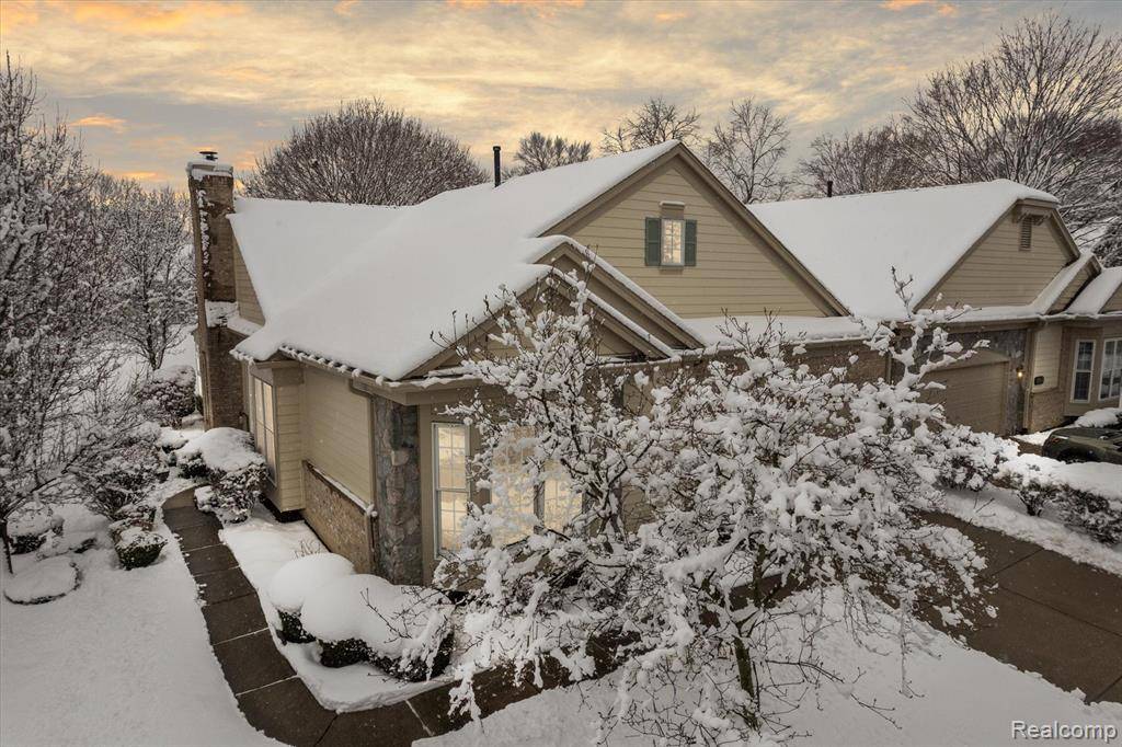 39693 MUIRFIELD Lane, Northville Twp, MI 48168