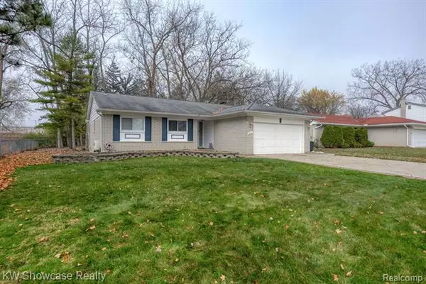 29811 RED LEAF Drive, Southfield, MI 48076