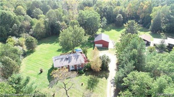 330 TIPLADY Road, Putnam Twp, MI 48169