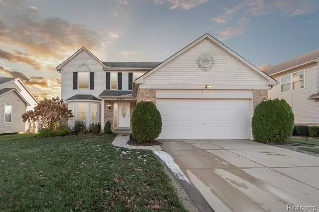 32945 SAND PIPER Drive, Romulus, MI 48174