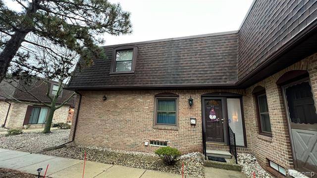 5095 CROOKS Road 6, Royal Oak, MI 48073