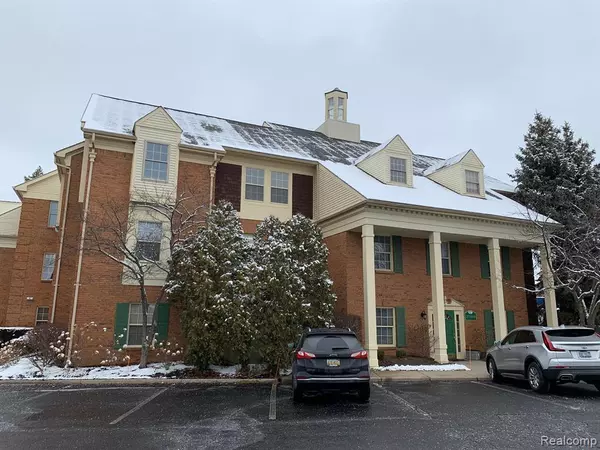 Farmington Hills, MI 48331,37899 W 12 MILE Road 320
