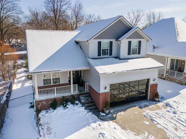 3115 Orchard View Court,  Auburn Hills,  MI 48326