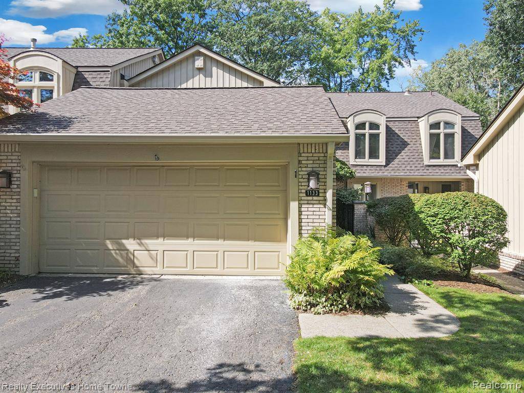 1133 Ivyglen Circle, Bloomfield Twp, MI 48304