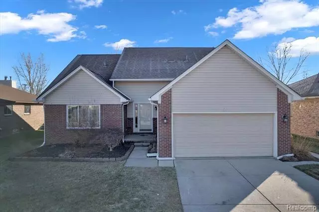 46152 Prince Drive, Chesterfield, MI 48051