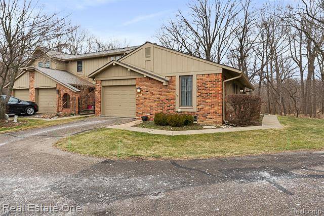 1809 Van Hill Court, Rochester Hills, MI 48309