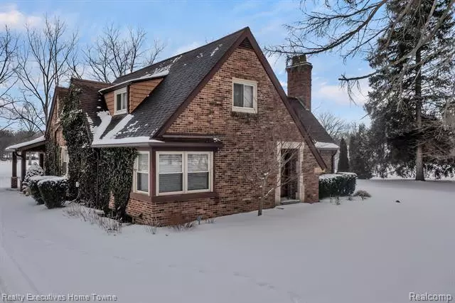 3204 STRAWBERRY Lane, Port Huron Twp, MI 48060