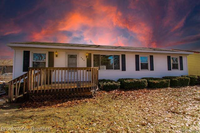 502 FASSETT Street, Algonac, MI 48001