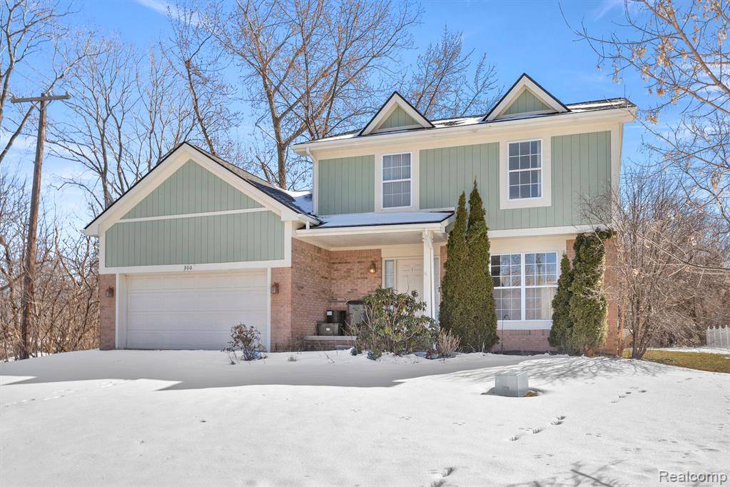 300 ALICE Avenue, Bloomfield Twp, MI 48302