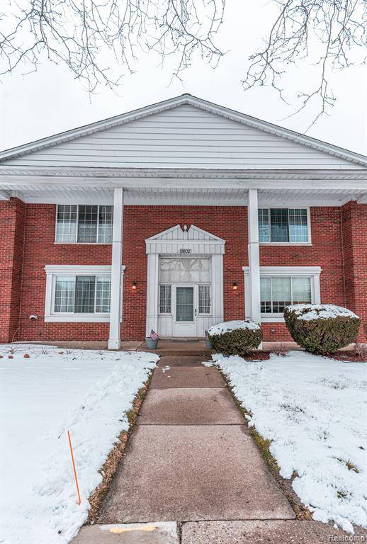 19802 HARPER Avenue 203, Harper Woods, MI 48225