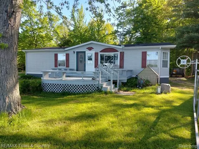 310 E HOLLAND LAKE Drive, Evergreen Twp, MI 48884