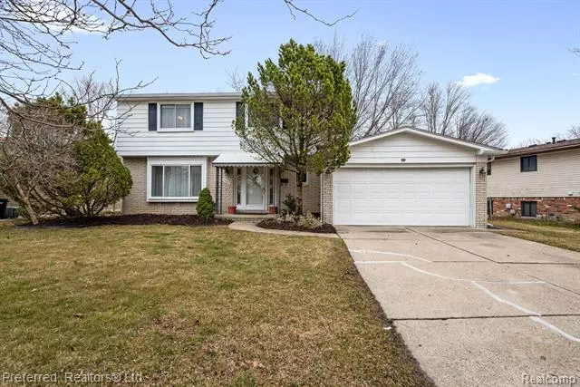 7400 PROVINCIAL Road, Canton Twp, MI 48187