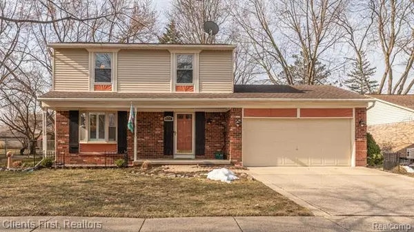 6711 DEVONSHIRE Drive, Canton, MI 48187