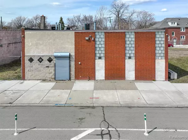 15411 E WARREN Avenue,  Detroit,  MI 48224