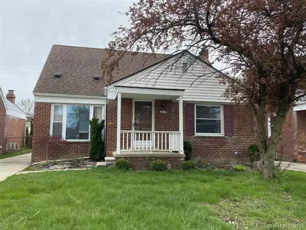 1229 BRYS Drive,  Grosse Pointe Woods,  MI 48236