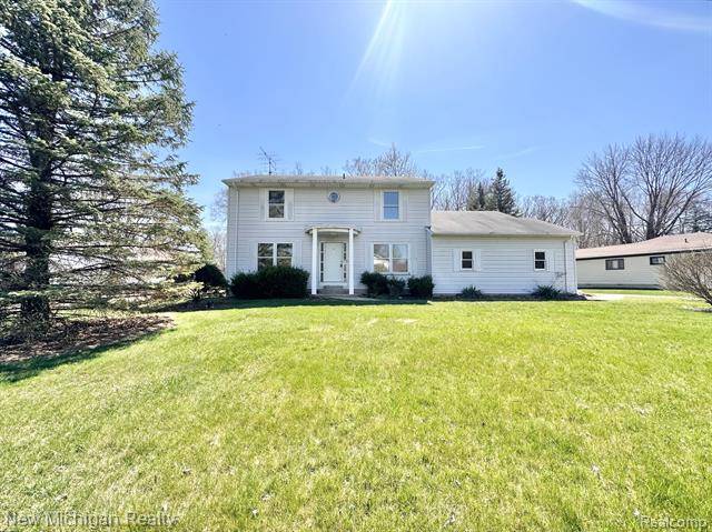 5381 N DYEWOOD Drive, Flint Twp, MI 48532