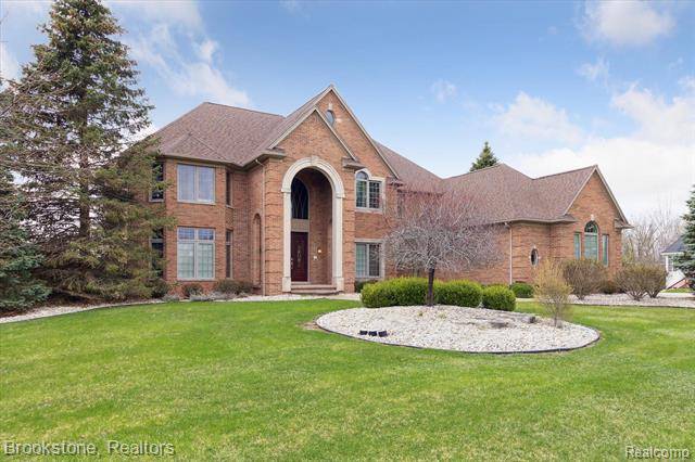 17067 KINGS FAIRWAY Lane,  Grand Blanc,  MI 48439