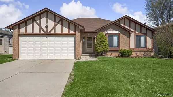 5087 FOX HILL Drive, Sterling Heights, MI 48310