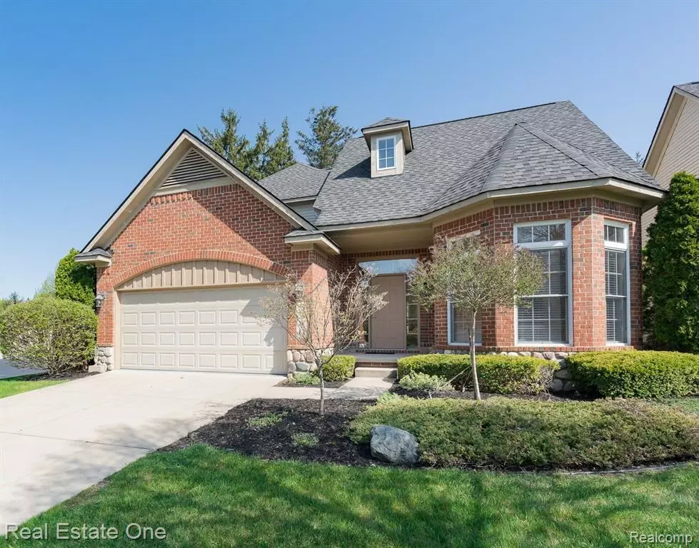 Waterford Twp, MI 48327,5540 RIVER PARK Drive