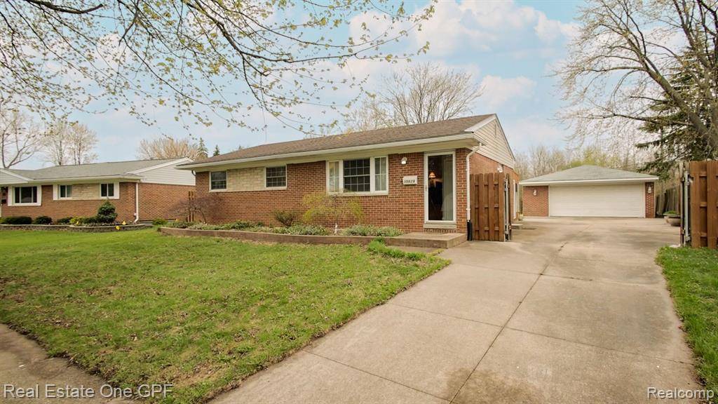 35629 GRISWALD Street, Clinton Twp, MI 48035