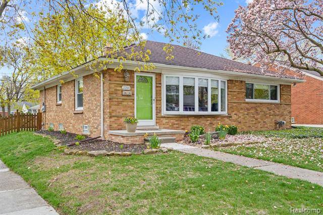 2288 DERBY Road, Birmingham, MI 48009