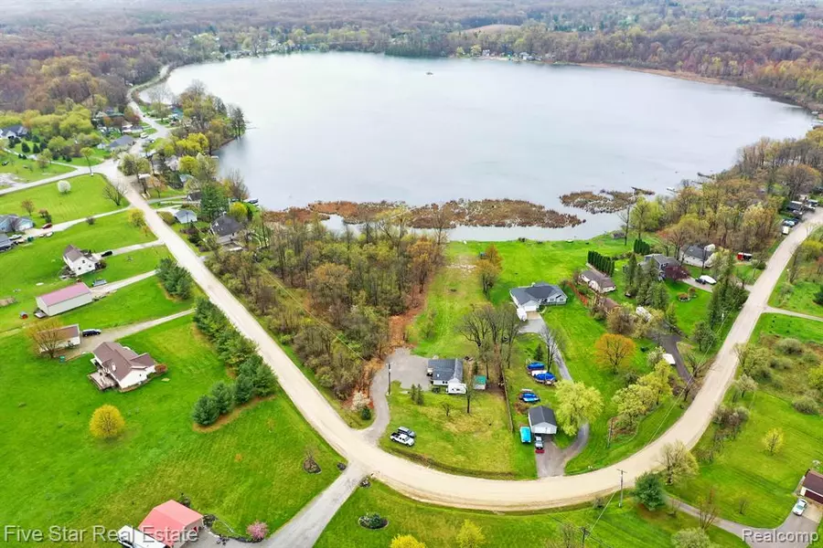3985 Skinner Lake Road, Oregon Twp, MI 48446