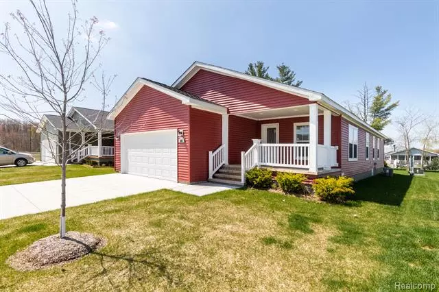 266 BONITA Court, Lapeer, MI 48446