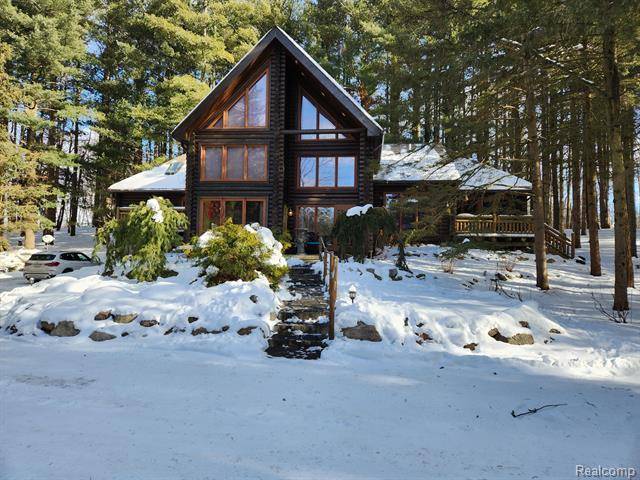 4565 DIEHL Road, Hadley Twp, MI 48455