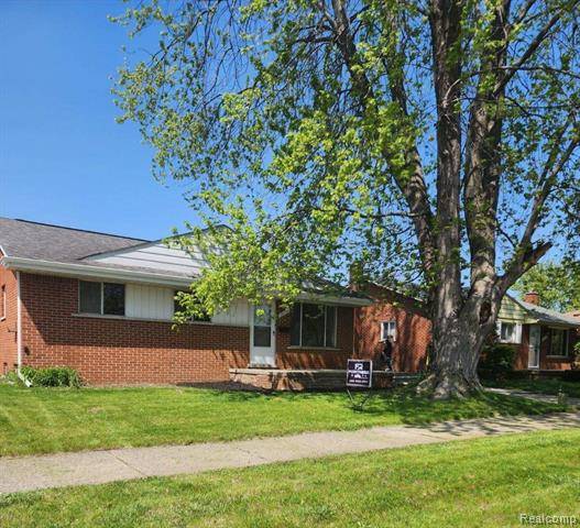 24778 HANOVER Street, Dearborn Heights, MI 48125