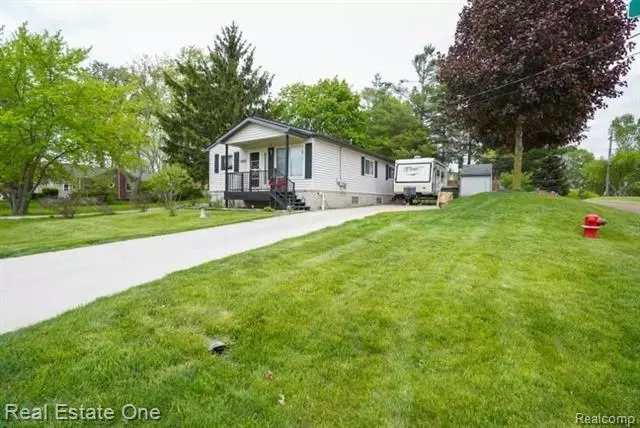 3095 YORK Road, Rochester Hills, MI 48309