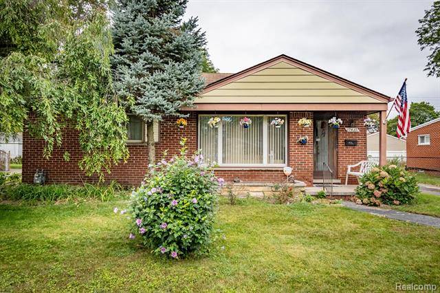 17433 DELAWARE Avenue, Redford Twp, MI 48240