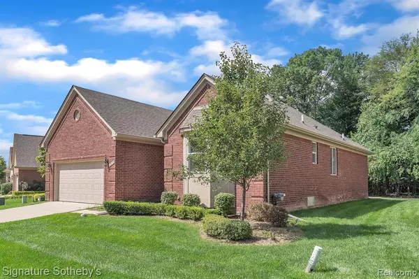 29773 TRAILWOOD Drive, Warren, MI 48092