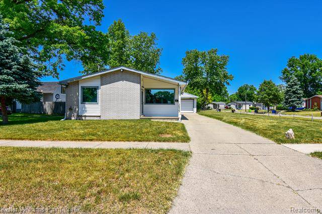 26323 Tawas Street, Madison Heights, MI 48071