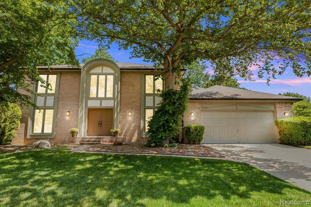 38060 Eric, Farmington Hills, MI 48335