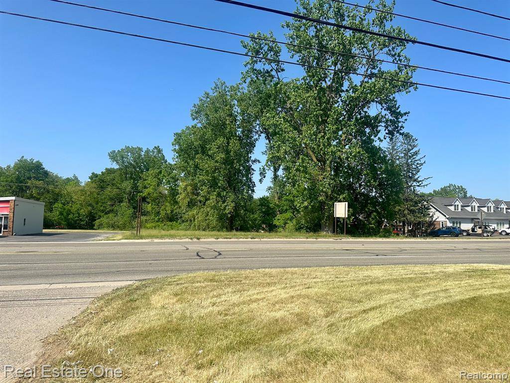 0000 Grand River, Genoa Twp, MI 48114