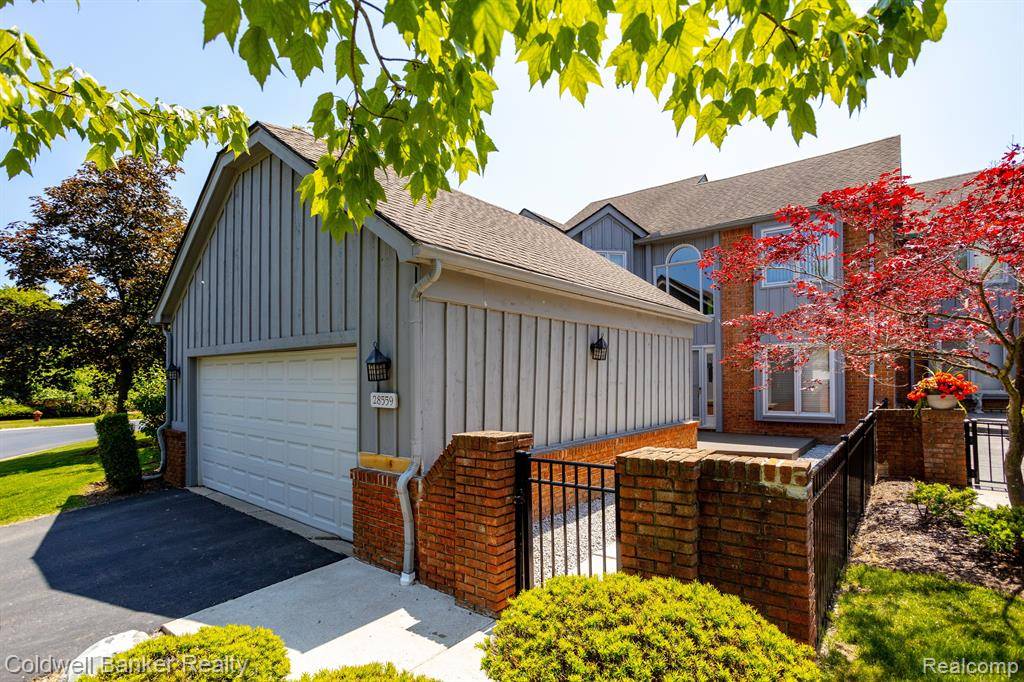 28559 Venice Court 39,  Farmington Hills,  MI 48334