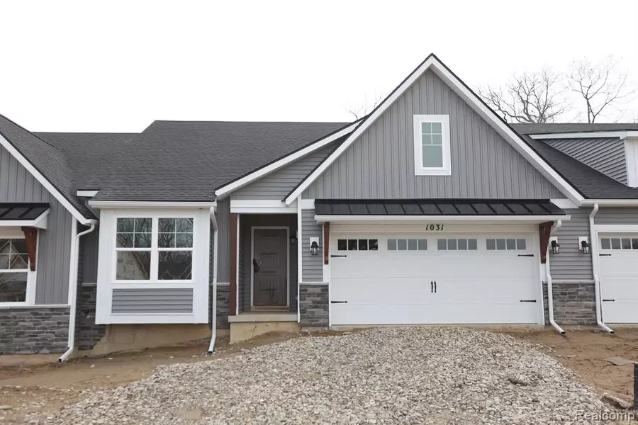 1031 CAMELLIA Circle 17 40, Marion Twp, MI 48843