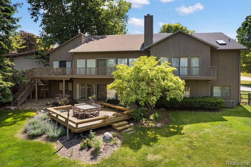 2638 SALISBURY Lane, Ann Arbor, MI 48103