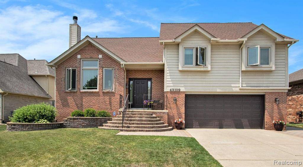 43109 BILAND Drive, Clinton Twp, MI 48038